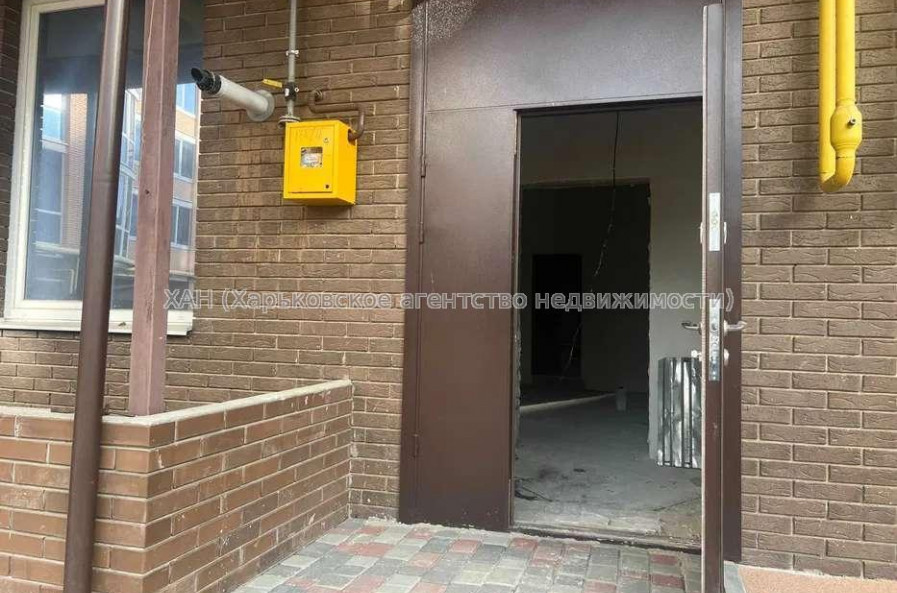 Продам квартиру, Пискуновский пер. , 2  ком., 64 м², без отделочных работ 