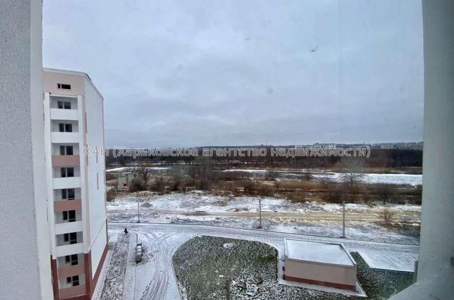 Продам квартиру, Шевченковский пер. , 1  ком., 36 м², без внутренних работ 