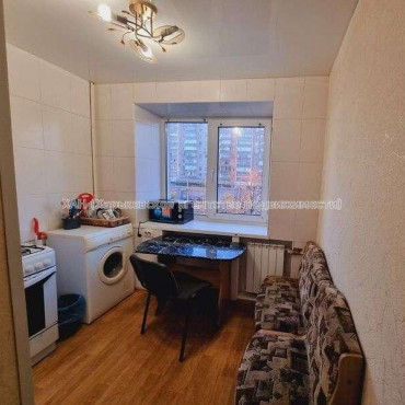 Продам квартиру, Полтавский Шлях ул. , 3 кім., 67 м², косметический ремонт 