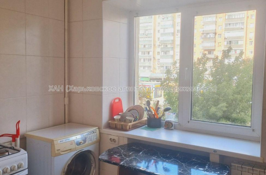 Продам квартиру, Полтавский Шлях ул. , 3 кім., 67 м², косметический ремонт 