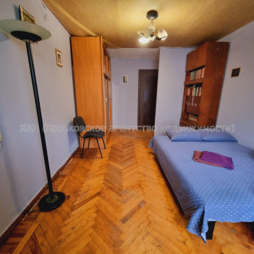 Продам квартиру, Полтавский Шлях ул. , 3 кім., 67 м², косметический ремонт 