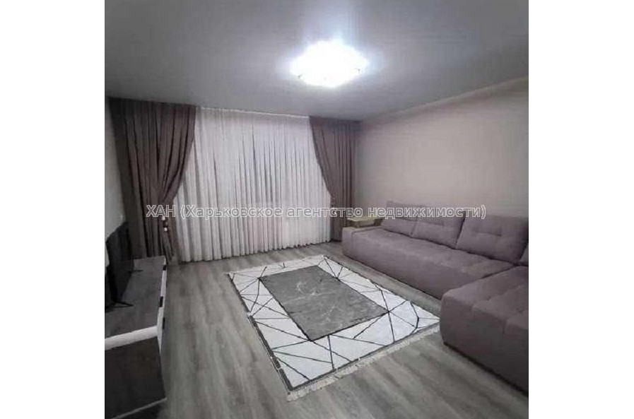 Продам квартиру, Единства ул. , 3  ком., 63 м², евроремонт 