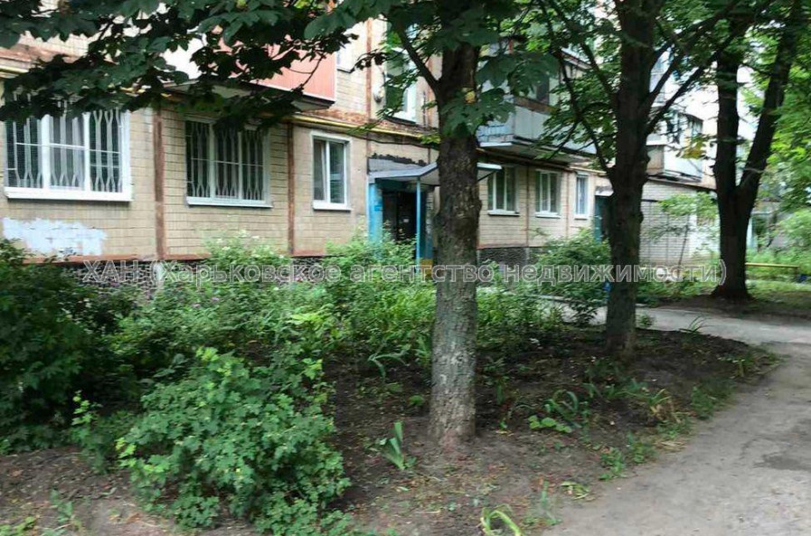 Продам квартиру, Светлая ул. , 2 кім., 44 м², советский ремонт 