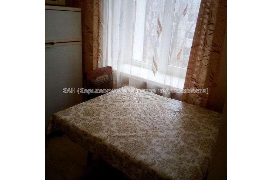 Продам квартиру, Харьковских Дивизий ул. , 1  ком., 31 м², косметический ремонт 