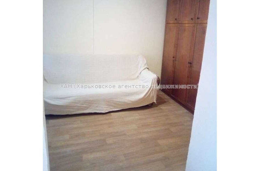 Продам квартиру, Харьковских Дивизий ул. , 1  ком., 31 м², косметический ремонт 