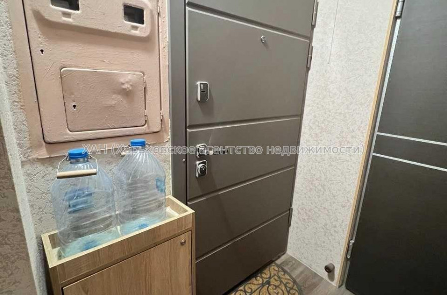 Продам квартиру, Владислава Зубенко ул. , 2 кім., 44 м², капитальный ремонт 