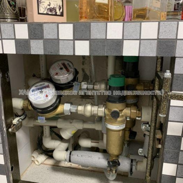 Продам квартиру, Владислава Зубенко ул. , 2  ком., 44 м², капитальный ремонт 