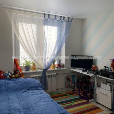 Продам квартиру, Владислава Зубенко ул. , 2  ком., 44 м², капитальный ремонт 