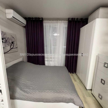 Продам квартиру, Владислава Зубенко ул. , 2  ком., 44 м², капитальный ремонт 