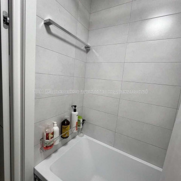 Продам квартиру, Владислава Зубенко ул. , 2  ком., 44 м², капитальный ремонт 