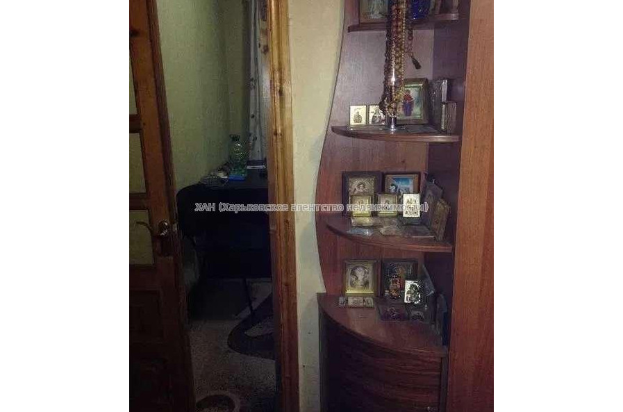 Продам квартиру, Тракторостроителей просп. , 1 кім., 46 м², советский ремонт 