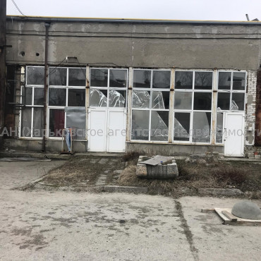 Здам нежитлову нерухомість, помещение свободного назначения , 3 кім., 250 м²