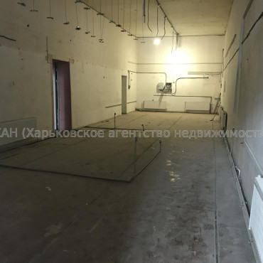 Здам нежитлову нерухомість, помещение свободного назначения , 3 кім., 250 м²