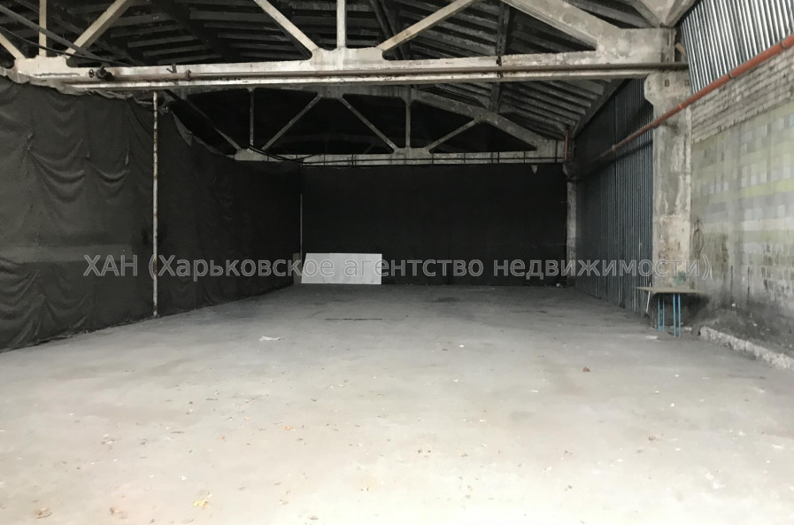 Сдам нежилую недвижимость, помещение свободного назначения , 3  ком., 250 м²