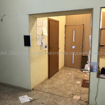 Здам нежитлову нерухомість, помещение свободного назначения , 3 кім., 250 м²