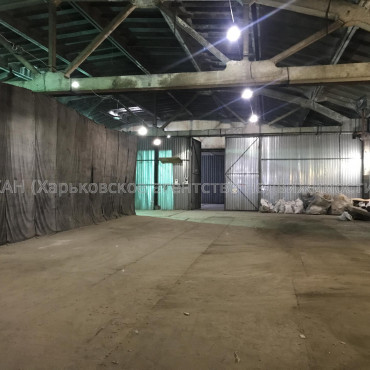 Здам нежитлову нерухомість, помещение свободного назначения , 3 кім., 250 м²