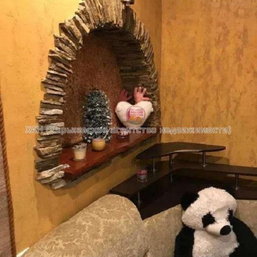 Продам квартиру, Чеботарская ул. , 1  ком., 15 м², капитальный ремонт 