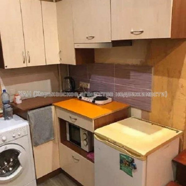 Продам квартиру, Чеботарская ул. , 1  ком., 15 м², капитальный ремонт 