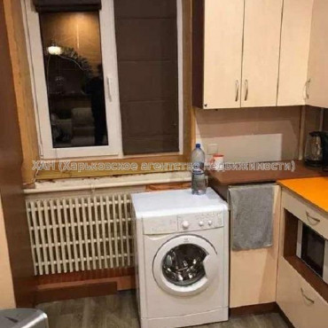 Продам квартиру, Чеботарская ул. , 1  ком., 15 м², капитальный ремонт 