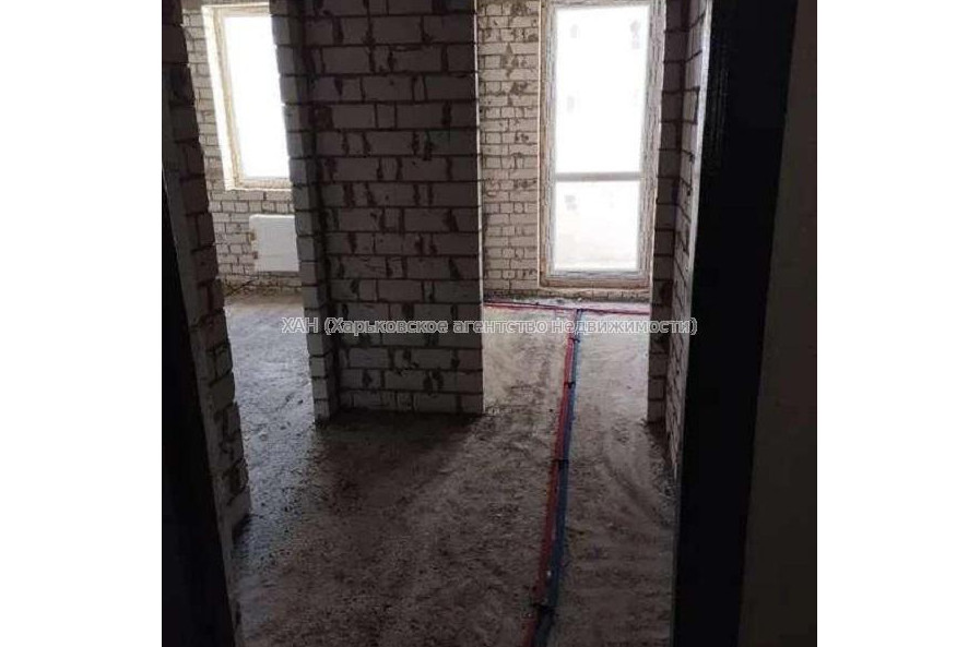 Продам квартиру, Шевченковский пер. , 1 кім., 35 м², без внутренних работ 