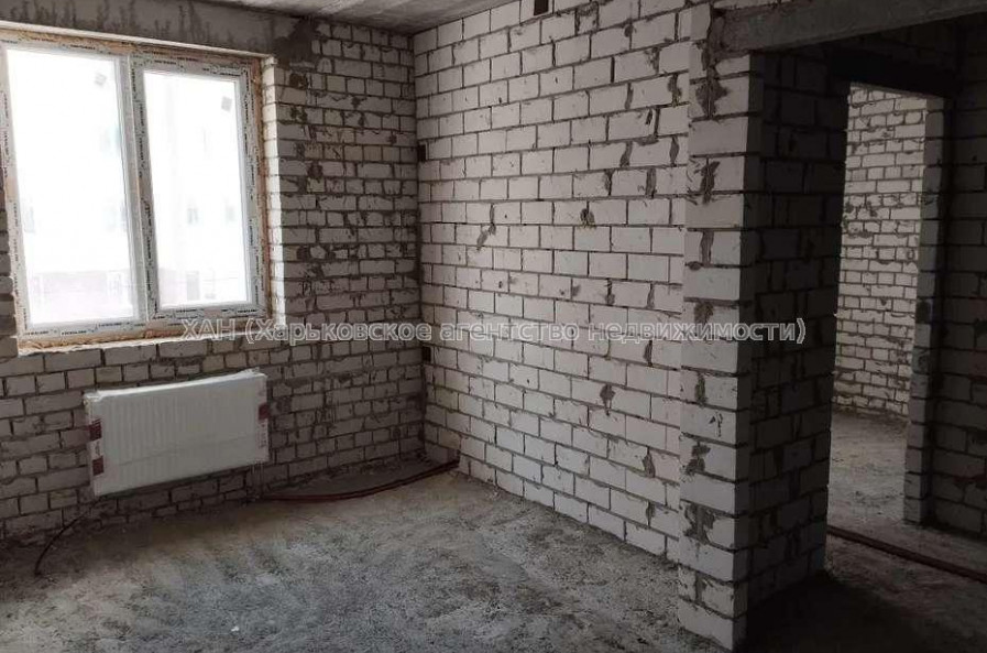Продам квартиру, Шевченковский пер. , 1 кім., 35 м², без внутренних работ 