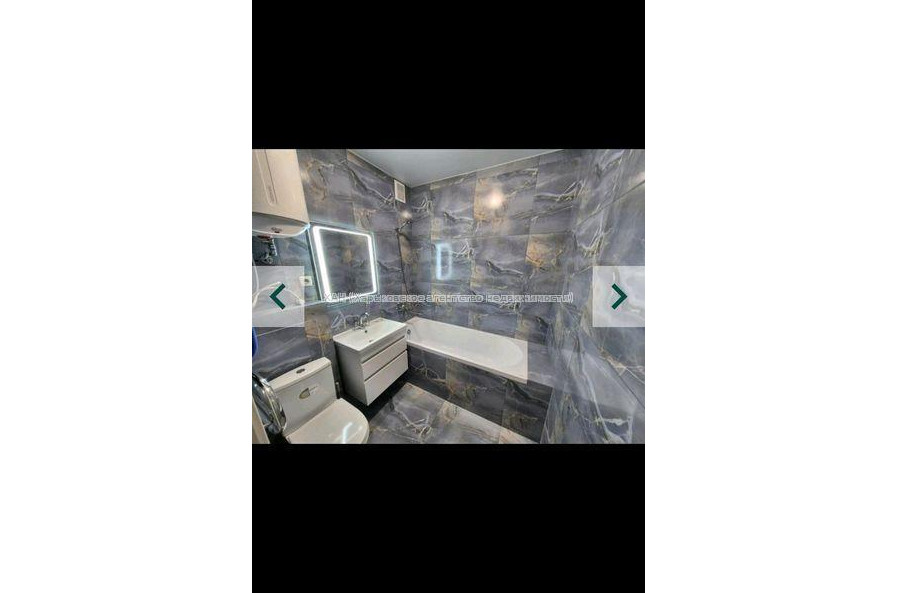 Продам квартиру, Героев Харькова просп. , 1 кім., 34 м², капитальный ремонт 