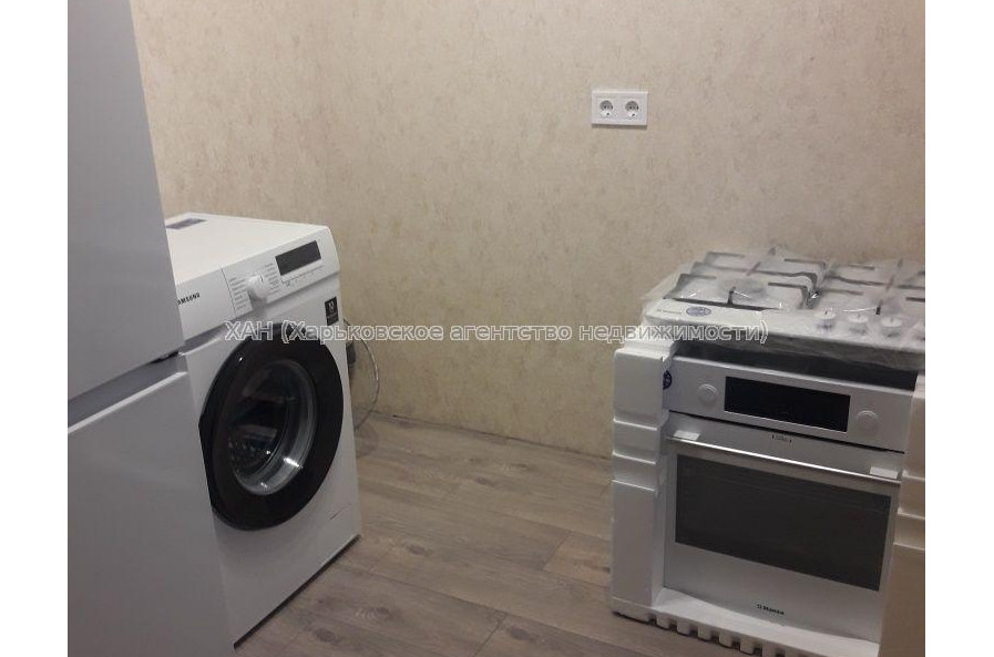 Продам квартиру, Героев Харькова просп. , 1 кім., 34 м², капитальный ремонт 