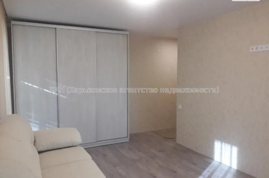 Продам квартиру, Героев Харькова просп. , 1  ком., 34 м², капитальный ремонт 