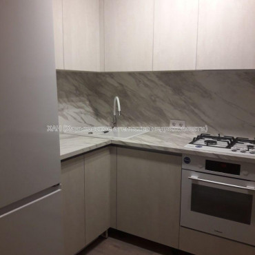 Продам квартиру, Героев Харькова просп. , 1 кім., 34 м², капитальный ремонт 