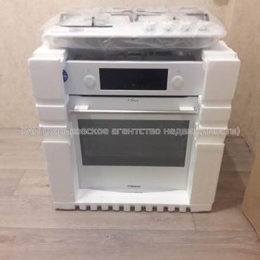 Продам квартиру, Героев Харькова просп. , 1  ком., 34 м², капитальный ремонт 