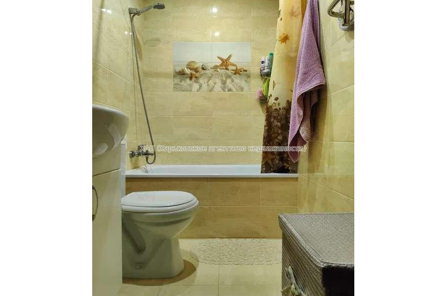 Продам квартиру, Валентиновская ул. , 1  ком., 40 м², капитальный ремонт 