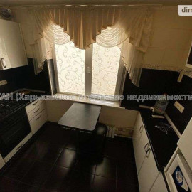 Продам квартиру, Валентиновская ул. , 2  ком., 45 м², капитальный ремонт