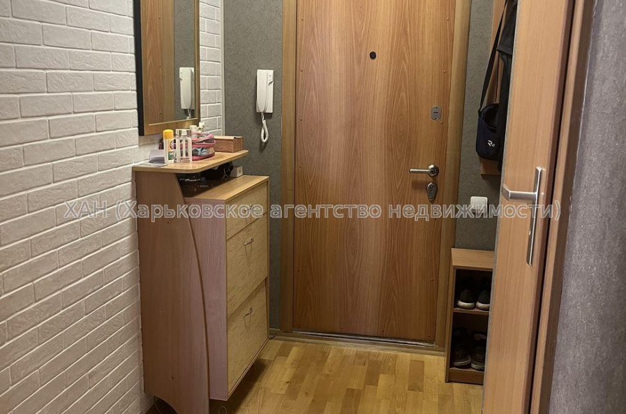 Продам квартиру, Яны Червоной ул. , 1  ком., 36 м², косметический ремонт 