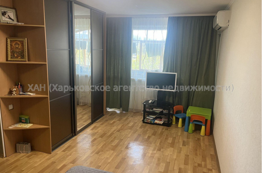 Продам квартиру, Яны Червоной ул. , 1  ком., 36 м², косметический ремонт 