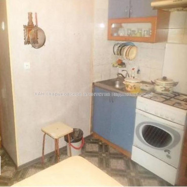 Продам квартиру, Шекспира ул. , 5 кім., 104.80 м², без ремонта 