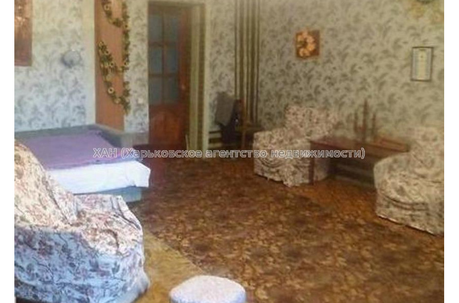 Продам квартиру, Шекспира ул. , 5 кім., 104.80 м², без ремонта 