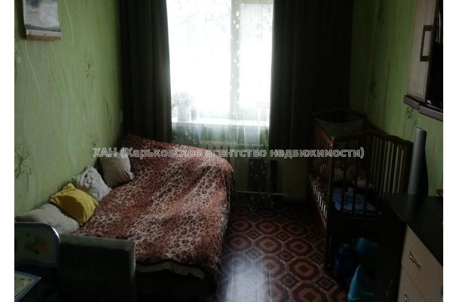 Продам квартиру, Шекспира ул. , 5 кім., 104.80 м², без ремонта 
