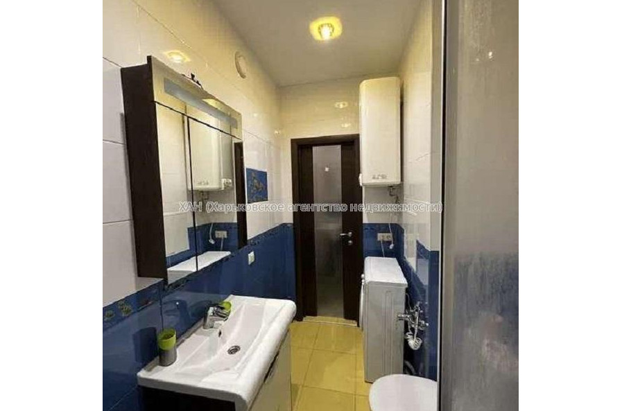 Продам квартиру, Мирослава Мисли ул. , 1  ком., 52 м², капитальный ремонт 