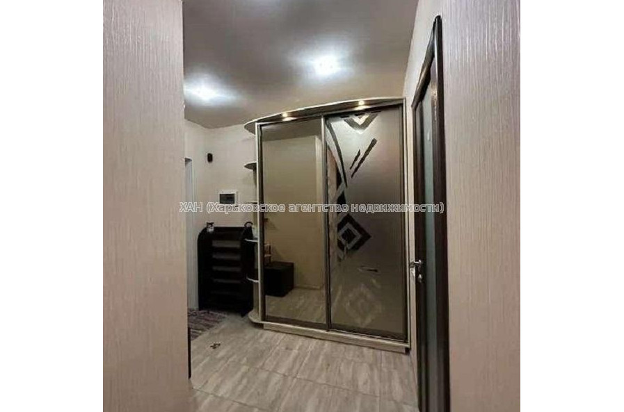 Продам квартиру, Мирослава Мисли ул. , 1  ком., 52 м², капитальный ремонт 
