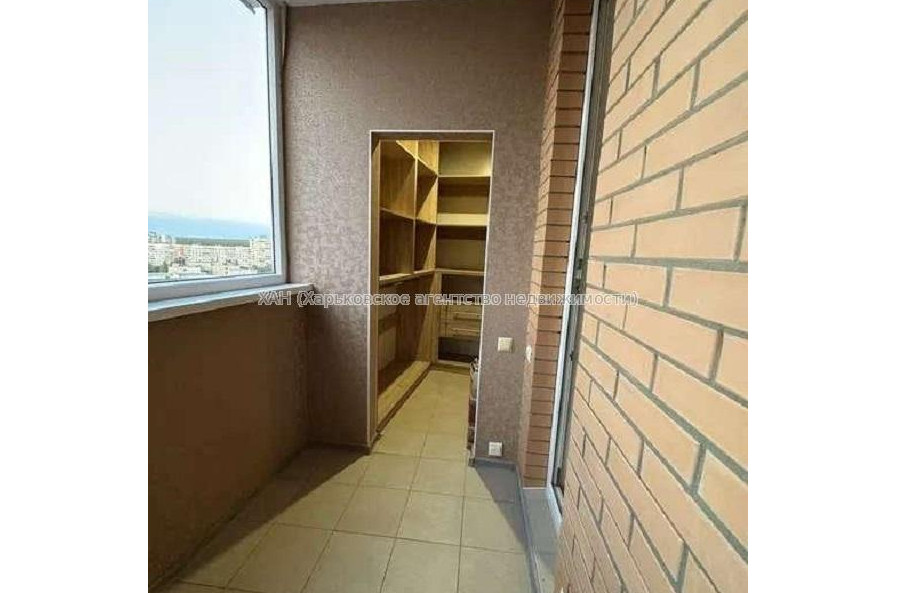 Продам квартиру, Мирослава Мисли ул. , 1  ком., 52 м², капитальный ремонт 