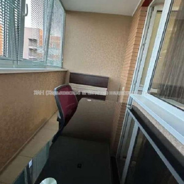 Продам квартиру, Мирослава Мисли ул. , 1 кім., 52 м², капитальный ремонт 