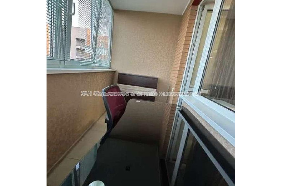 Продам квартиру, Мирослава Мисли ул. , 1  ком., 52 м², капитальный ремонт 
