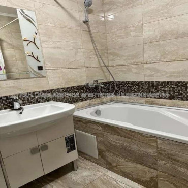 Продам квартиру, Ахсарова Энвера ул. , 3  ком., 81 м², капитальный ремонт  - фото 8 Продам квартиру, Ахсарова Энвера ул. , 3  ком., 81 м², капитальный ремонт