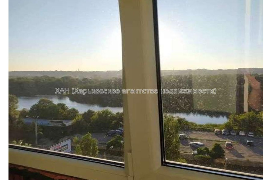 Продам квартиру, Барабашова академика ул. , 1  ком., 32 м², косметический ремонт 