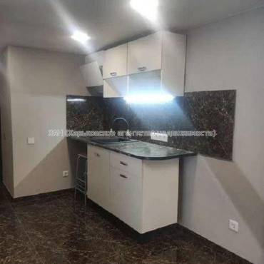 Продам квартиру, Героев Харькова просп. , 1 кім., 33 м², евроремонт 