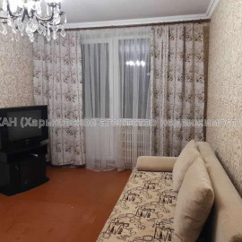 Продам квартиру, Гвардейцев Широнинцев ул. , 1 кім., 33 м², косметический ремонт