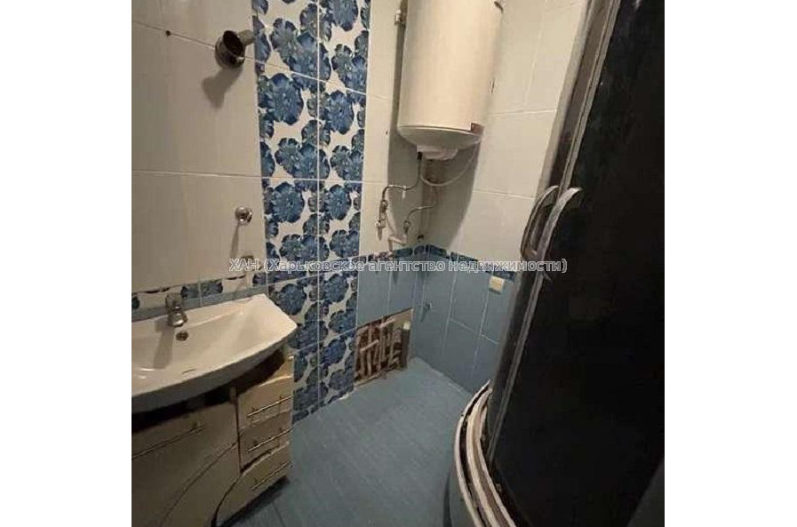 Продам квартиру, Кузнечная ул. , 3  ком., 75 м², советский ремонт 