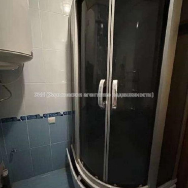 Продам квартиру, Кузнечная ул. , 3 кім., 75 м², советский ремонт 