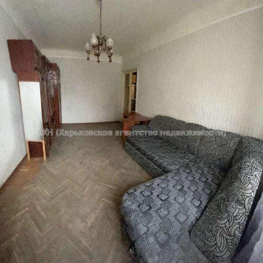 Продам квартиру, Кузнечная ул. , 3 кім., 75 м², советский ремонт 