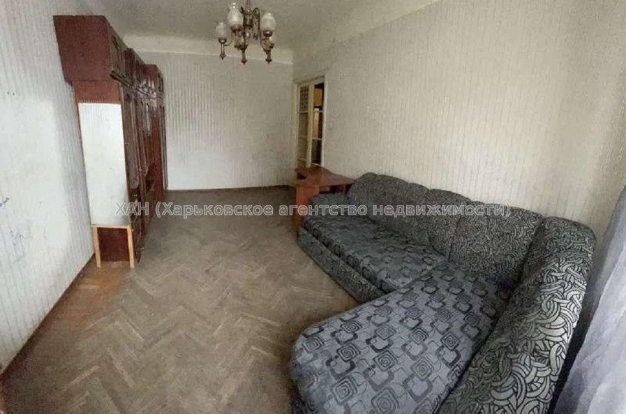 Продам квартиру, Кузнечная ул. , 3  ком., 75 м², советский ремонт 